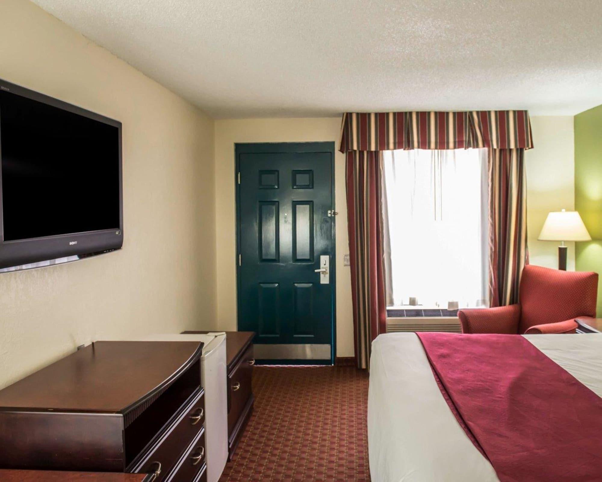 Quality Inn Chipley I-10 At Exit 120 Exterior photo