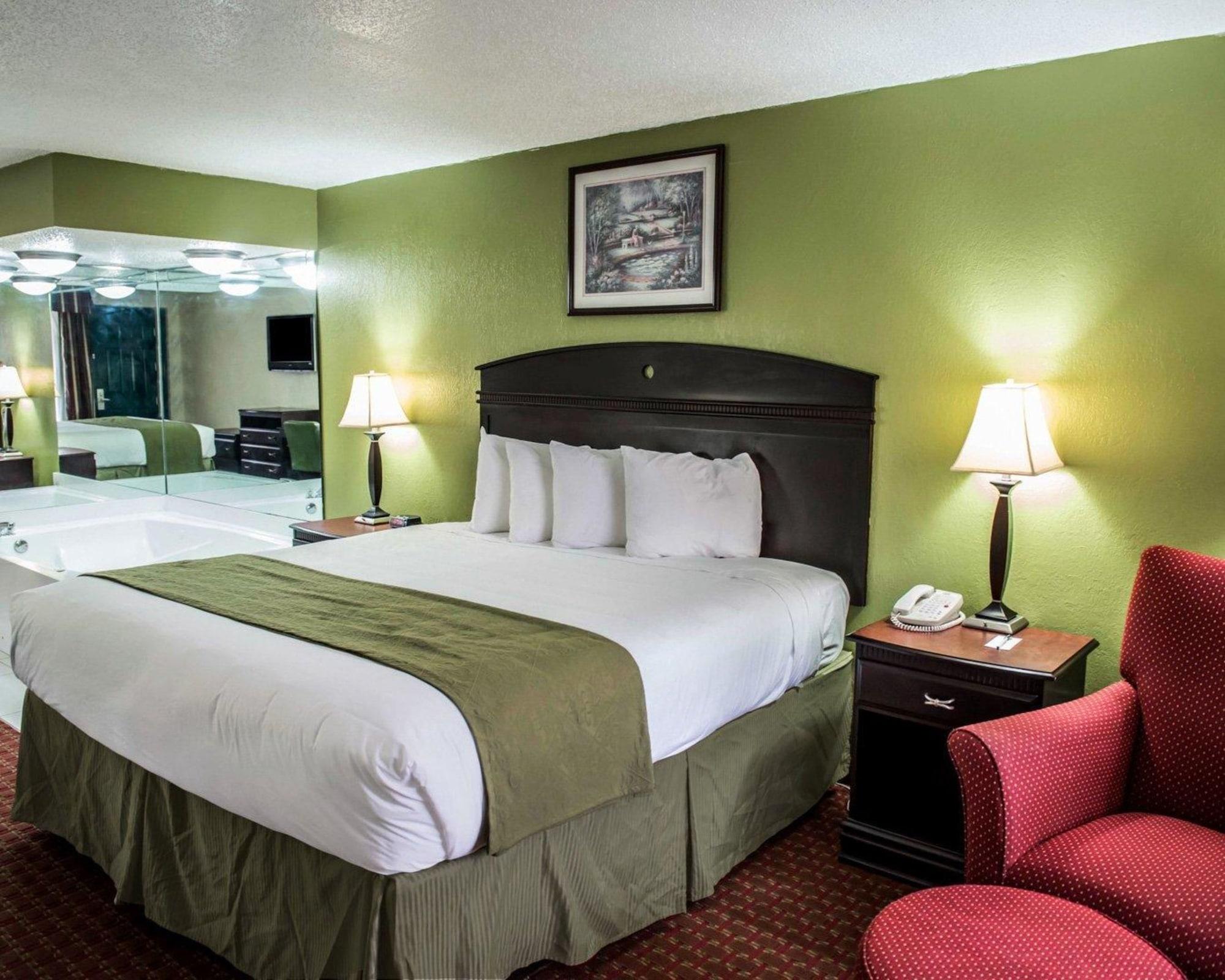 Quality Inn Chipley I-10 At Exit 120 Exterior photo