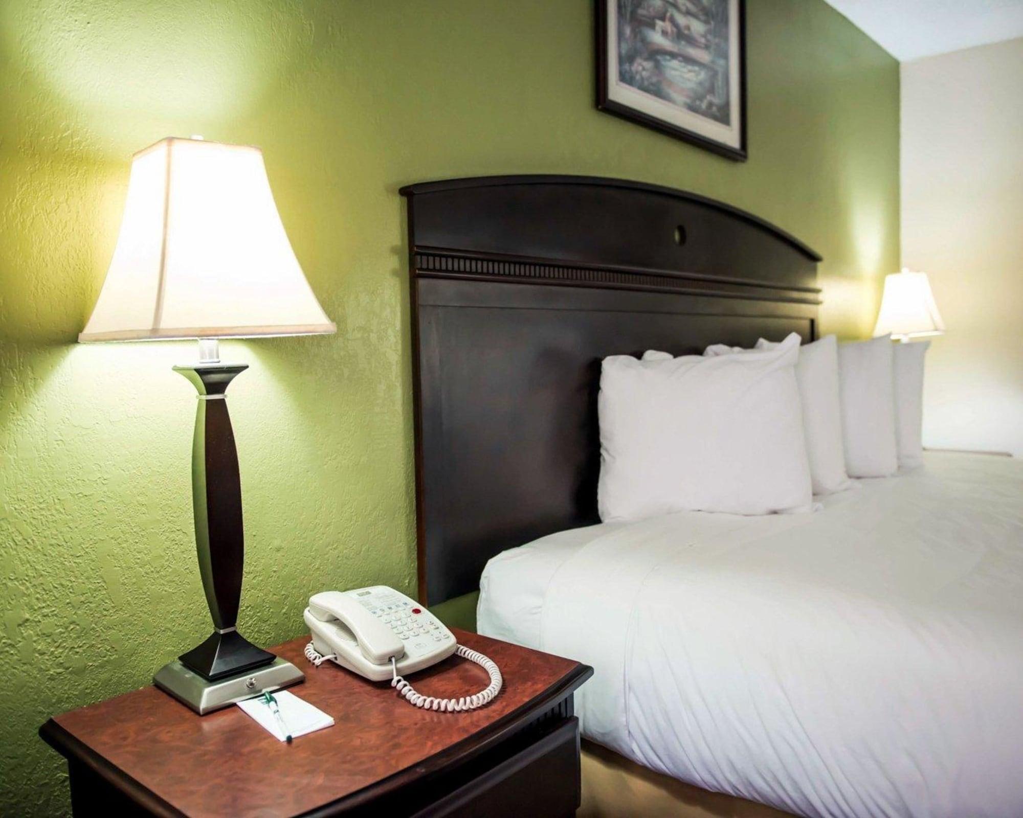 Quality Inn Chipley I-10 At Exit 120 Exterior photo