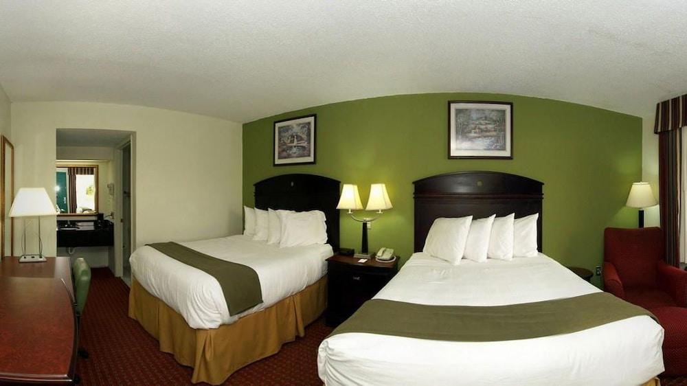 Quality Inn Chipley I-10 At Exit 120 Exterior photo