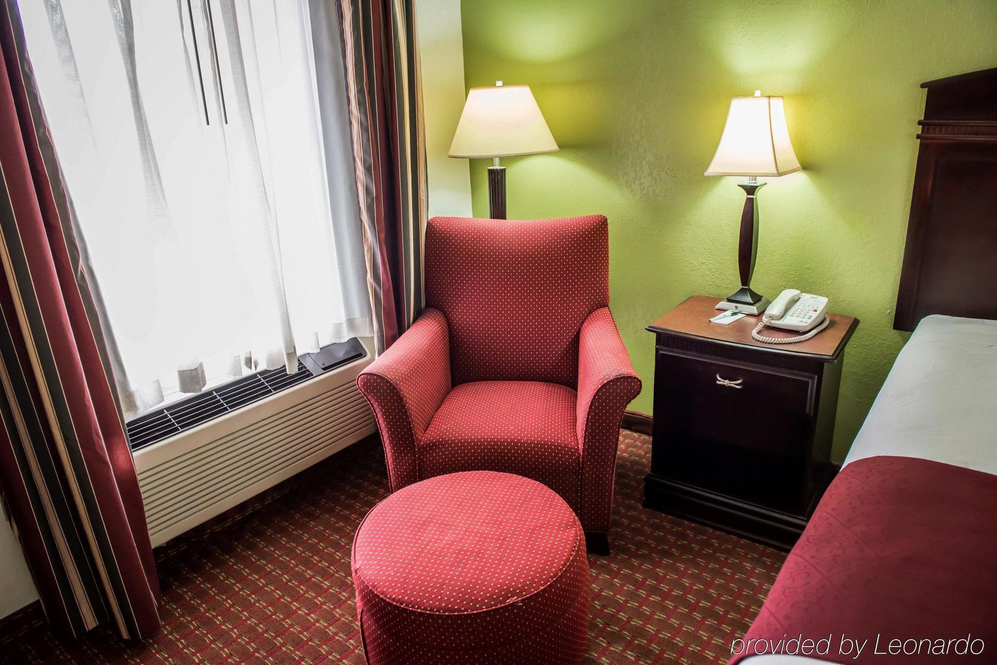 Quality Inn Chipley I-10 At Exit 120 Exterior photo