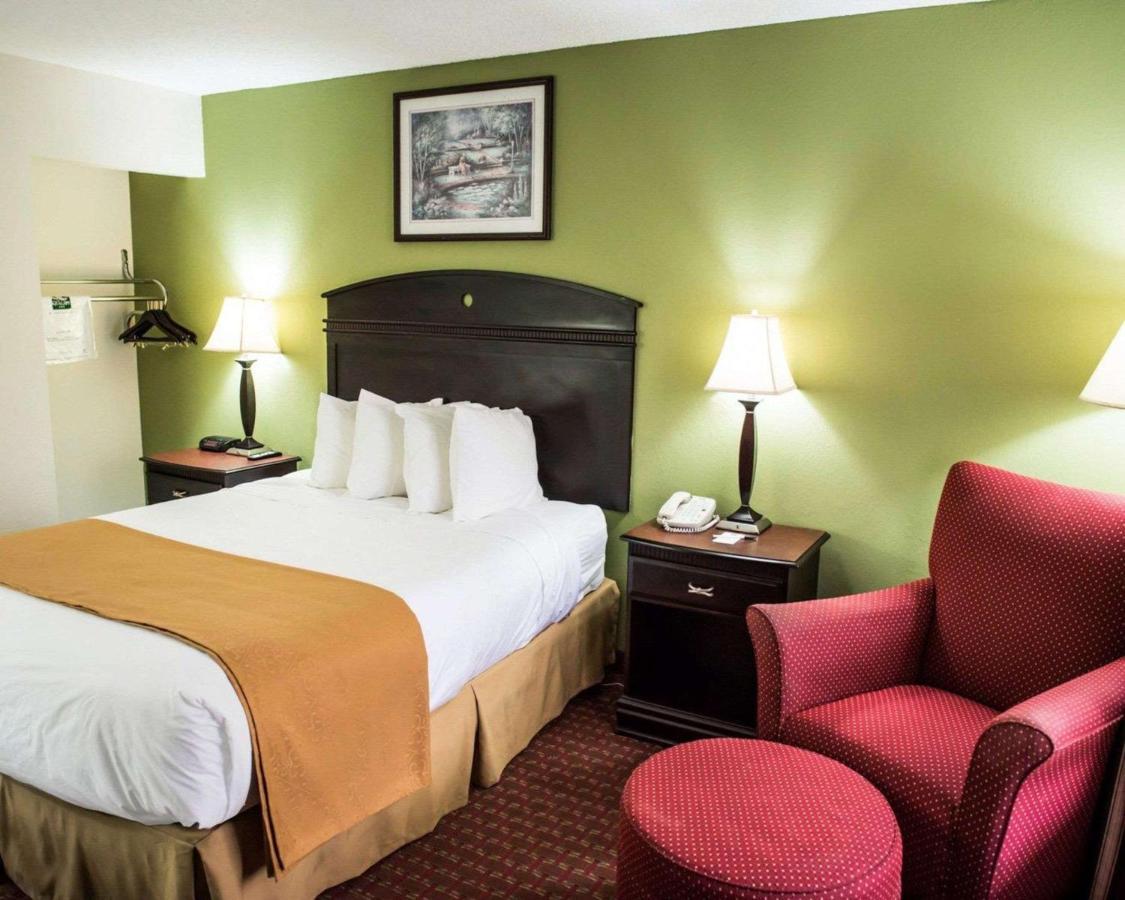 Quality Inn Chipley I-10 At Exit 120 Exterior photo